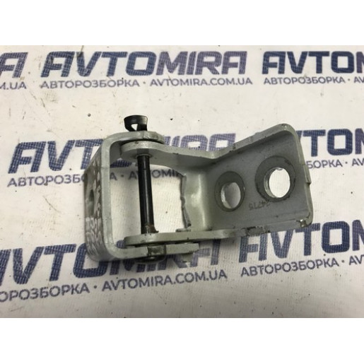 Петля двери правой верхняя Peugeot 308 2013-2021 9671886880